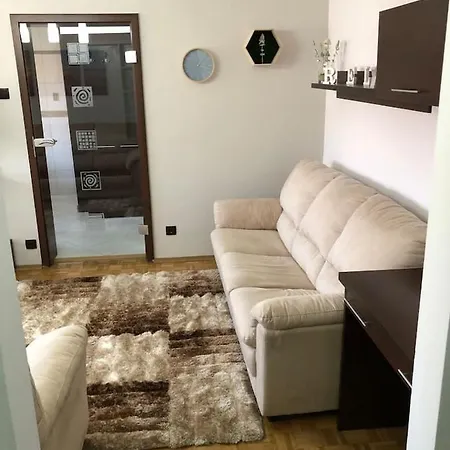 Relax & Chill Close To Central Area